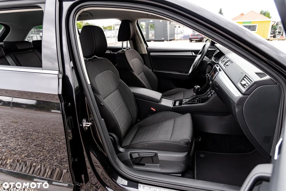 Skoda Superb 1.8 TSI DSG Ambition - 24