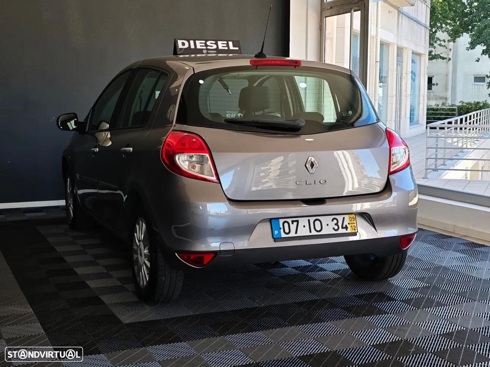 Renault Clio 1.5 dCi Dynamique S C.Reb. - 25