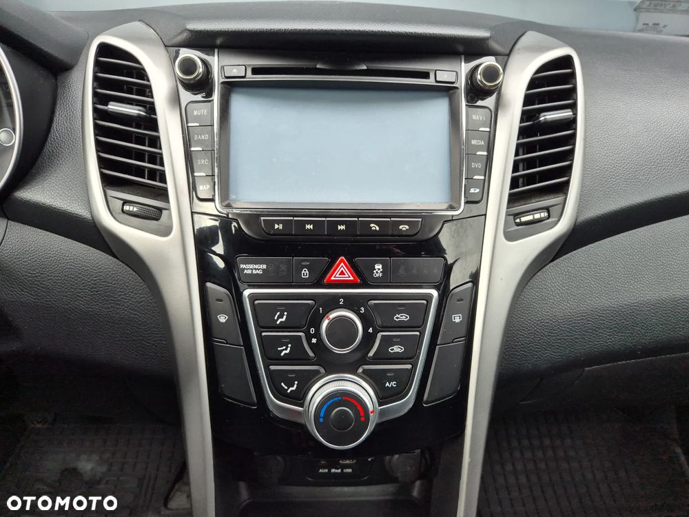 Hyundai i30 1.4 Comfort - 13