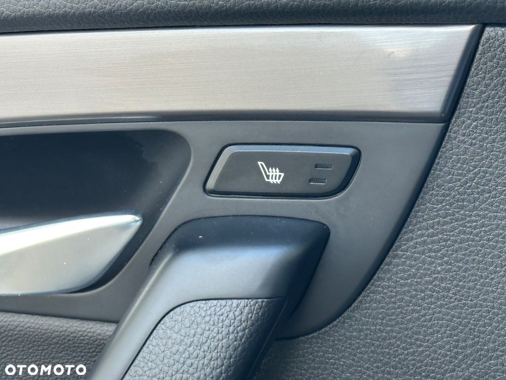 Hyundai i40 Kombi 1.7 CRDi DCT Premium - 24