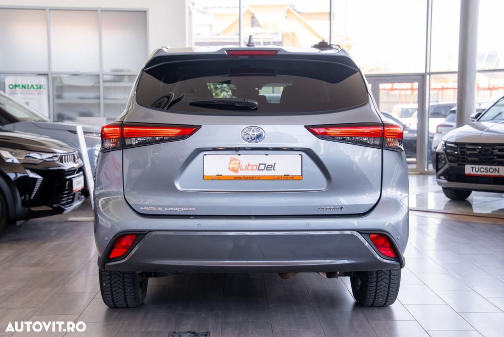 Toyota Highlander - 10