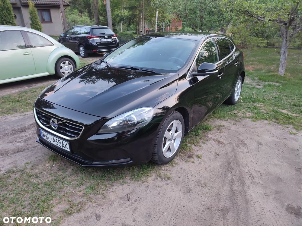 Volvo V40 D4 Drive-E Momentum - 1
