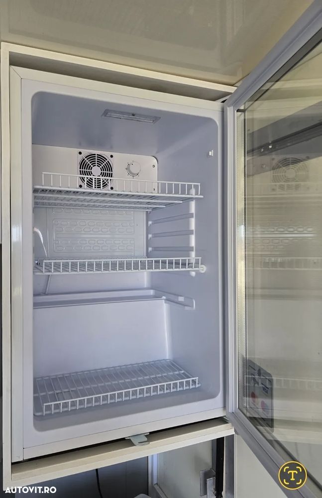 Mercedes-Benz Sprinter - 12