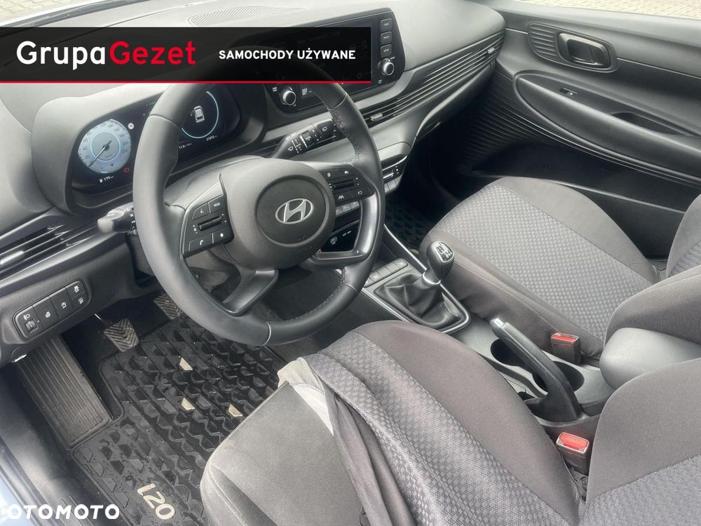 Hyundai i20 - 10