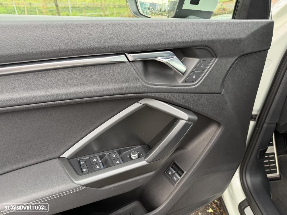 Audi Q3 Sportback 45 TFSIe S line S tronic - 18