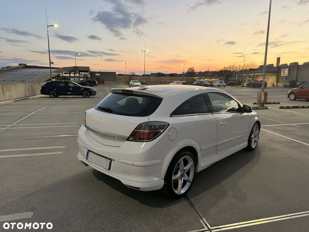 Opel Astra 1.8 Cosmo - 8