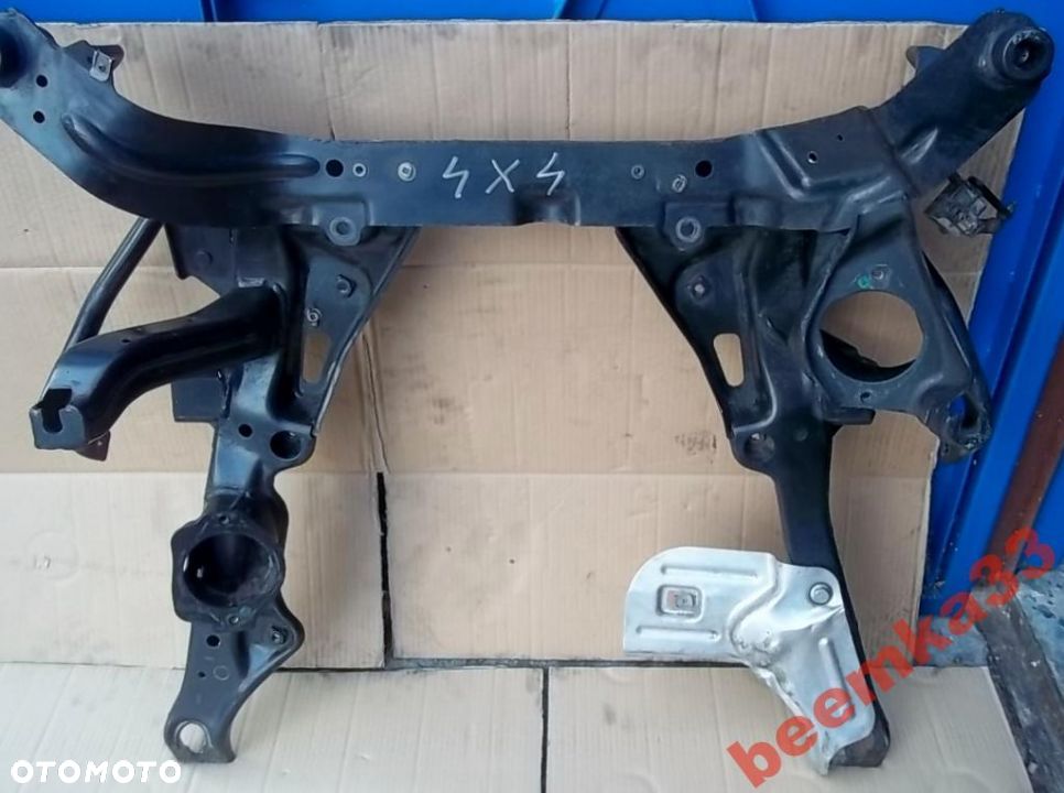 Wózek przedniego zawieszenia BMW E60 E61 4x4 sanki - 1