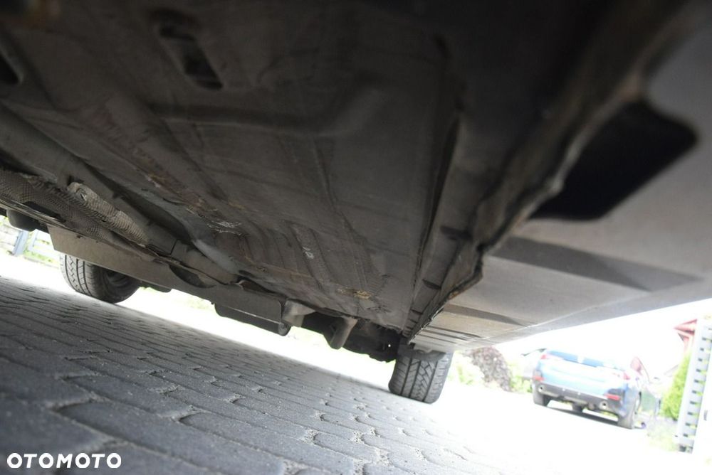 Ford Tourneo Connect Grand - 18