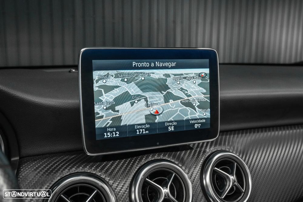 Mercedes-Benz A 180 AMG Line - 15