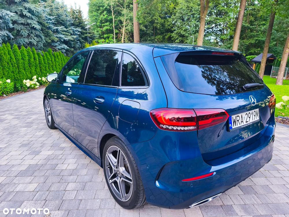 Mercedes-Benz Klasa B 220 d AMG Line 8G-DCT - 4