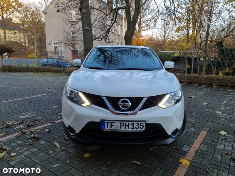 Nissan Qashqai 1.2 DIG-T TEKNA+ - 1