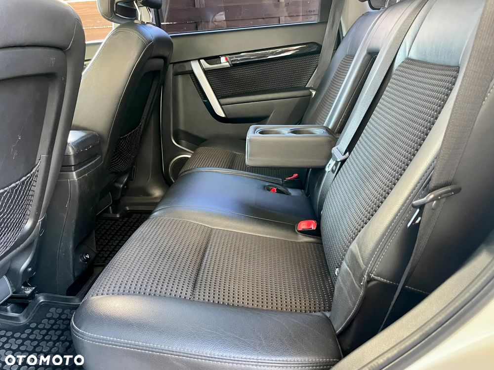 Chevrolet Captiva 2.4 2WD LT - 20