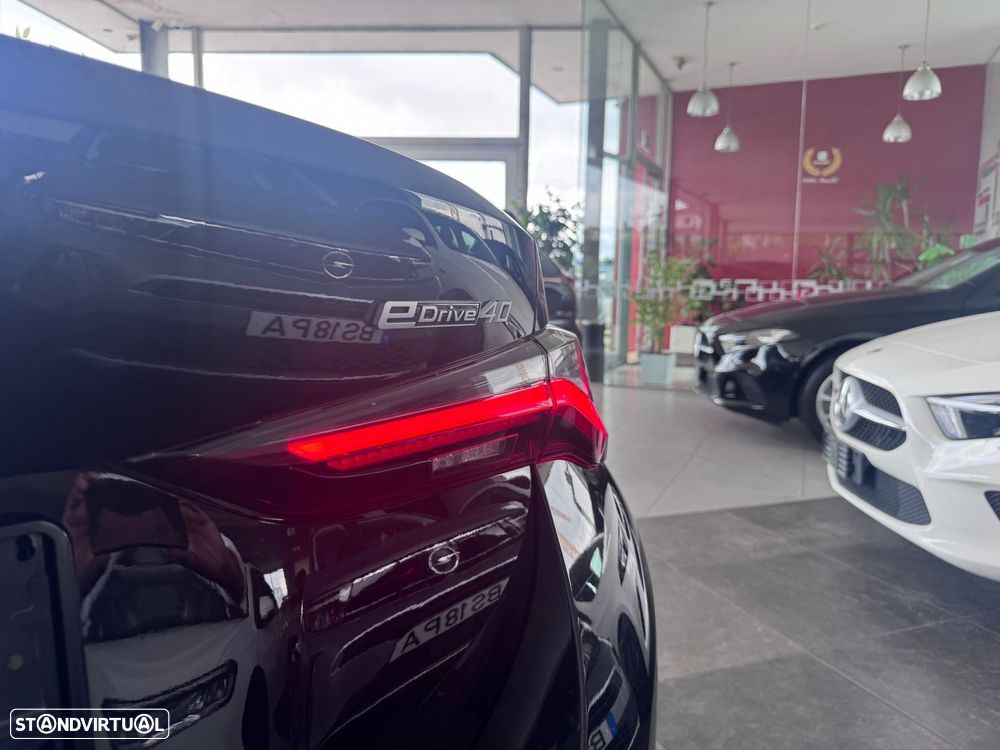 BMW i4 eDrive40 - 10