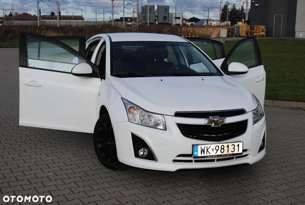 Chevrolet Cruze 1.8 LT - 26
