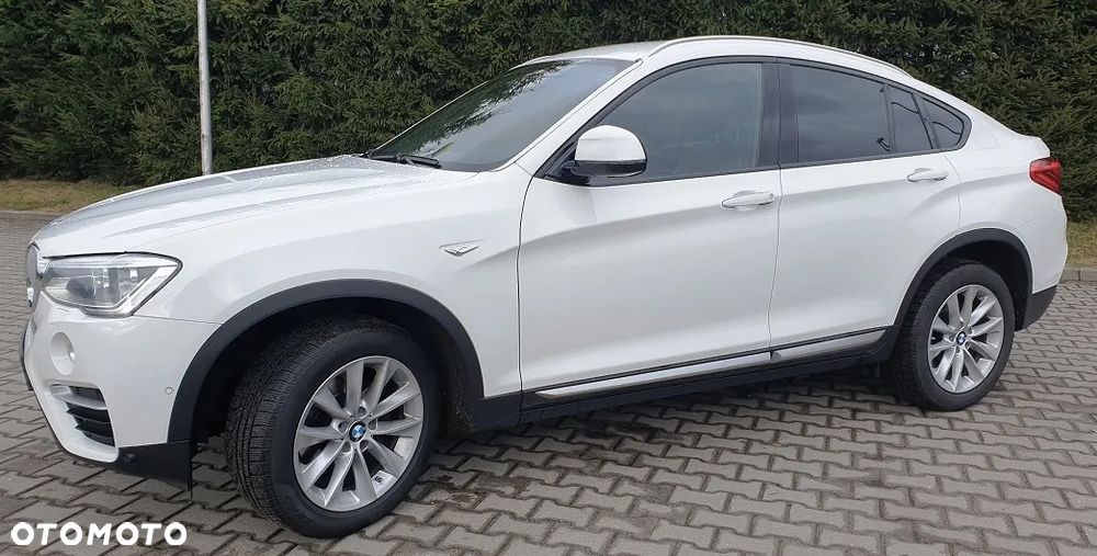 BMW X4 xDrive20i xLine - 14
