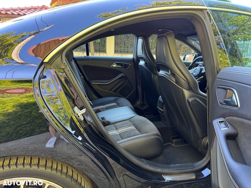 Mercedes-Benz CLA 250 Sport 4MATIC Aut. - 11