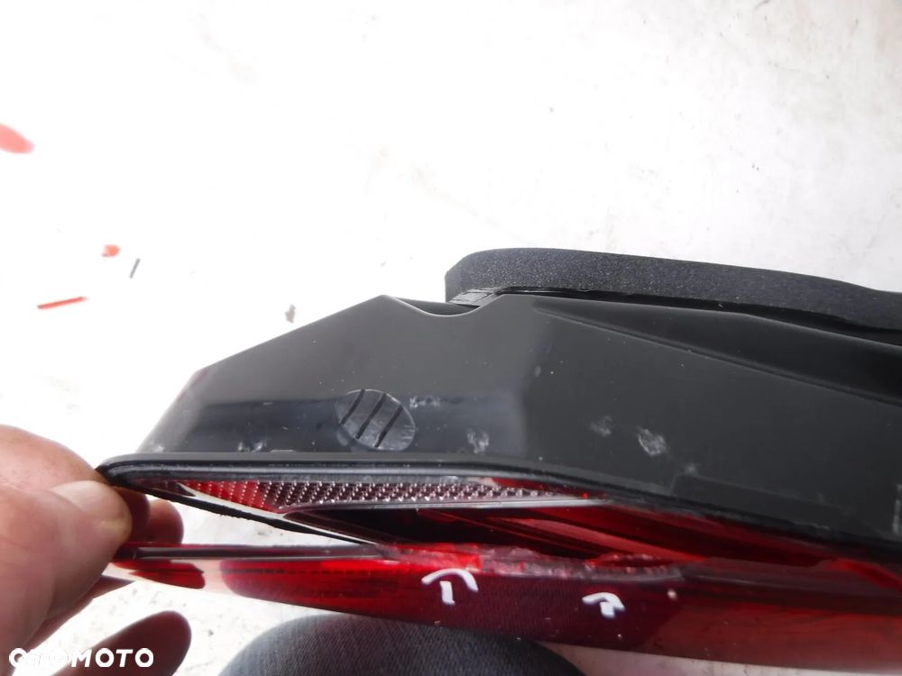 mercedes e klasa w212 lift lampa tył lewa nowa led a2129060703  a2129068702 - 5