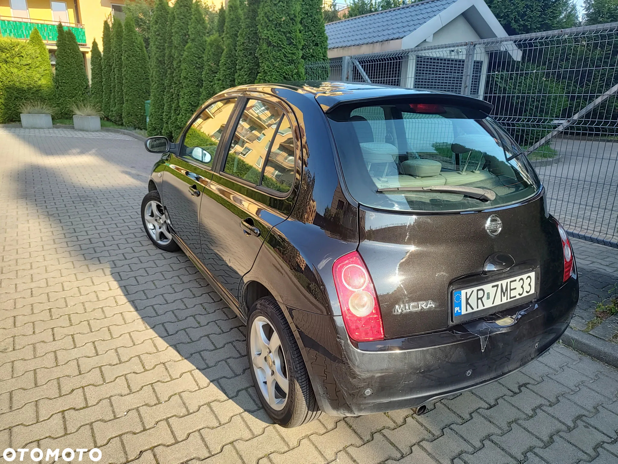 Nissan Micra 1.6 Active Luxury - 6