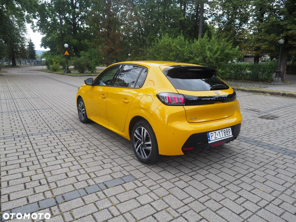 Peugeot 208 1.2 T Allure S&S - 4