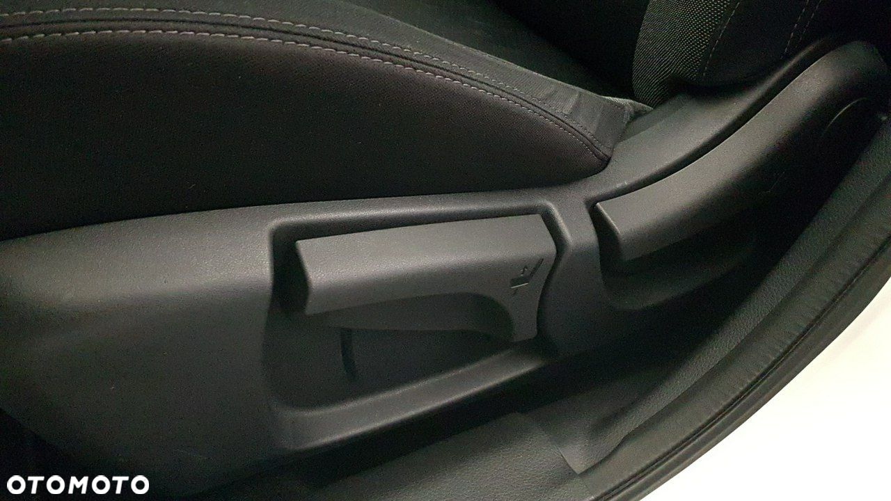 Nissan Qashqai - 24