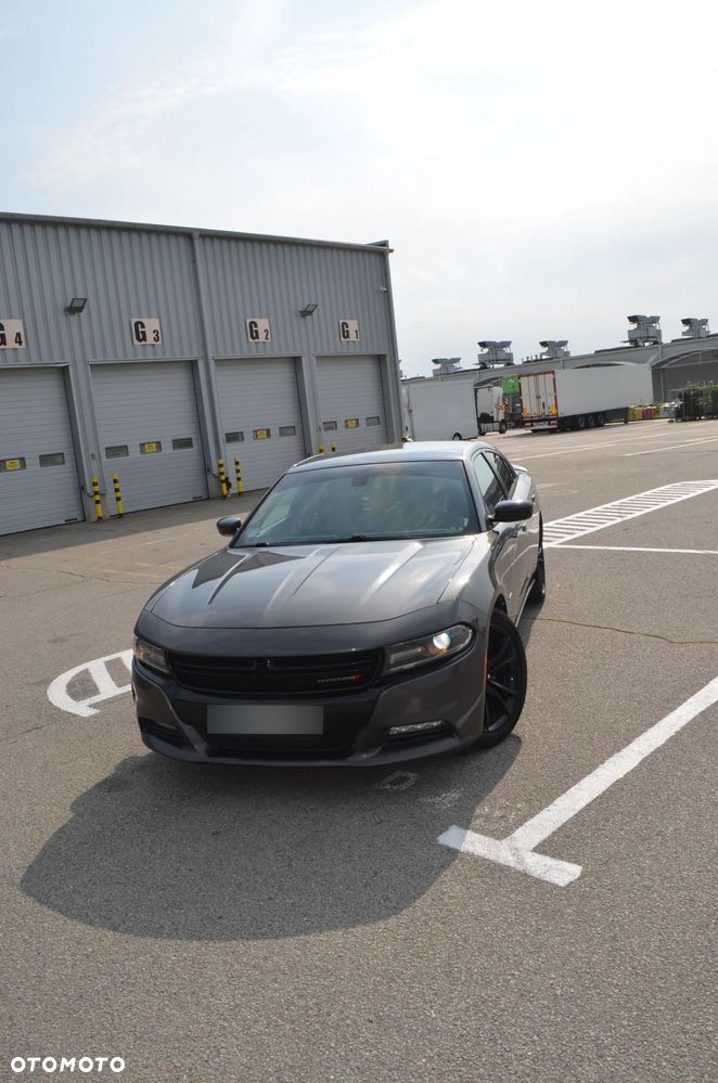 Dodge Charger 5.7 R/T - 16
