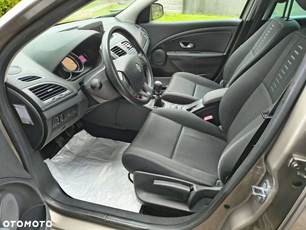 Renault Megane 1.6 16V 110 Dynamique - 7