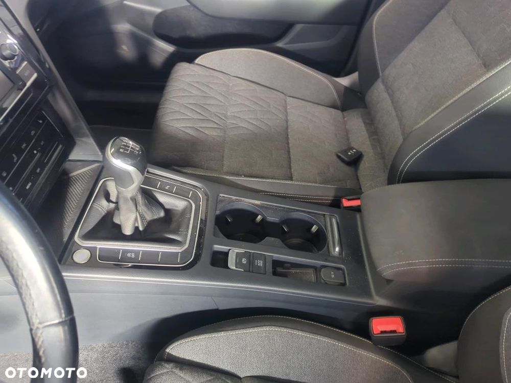 Volkswagen Passat 2.0 TDI EVO Business - 12