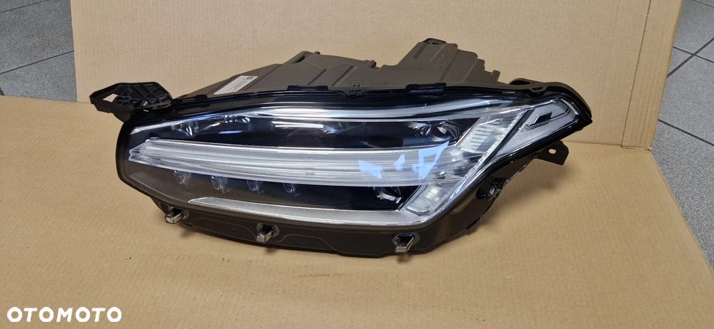 VOLVO XC90 II LAMPA LEWA PRZÓD FULL LED MID 32228694 15-24r EUROPA - 4