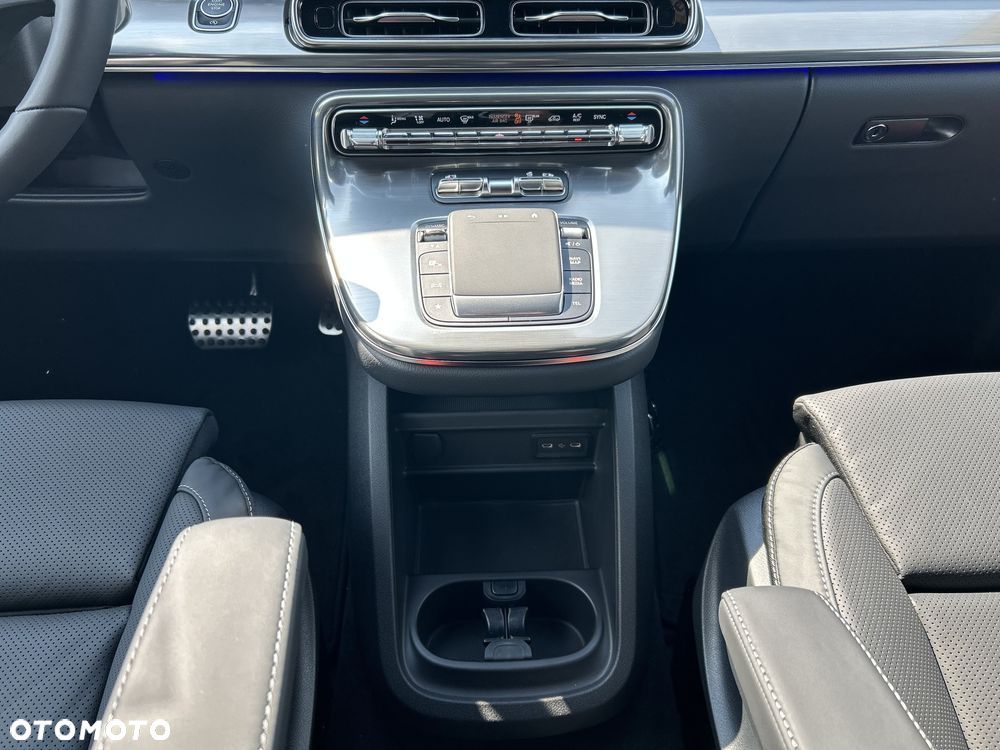 Mercedes-Benz Klasa V 300 d 4-Matic 9G-Tronic Exclusive (ekstra d³) - 27