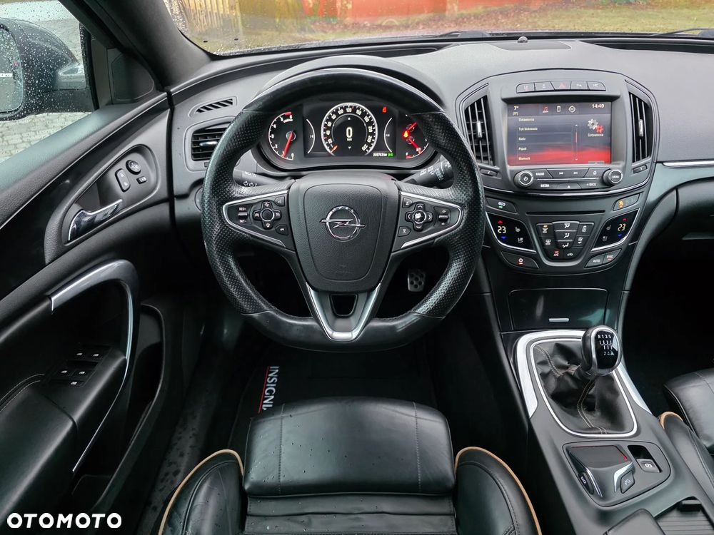 Opel Insignia - 11