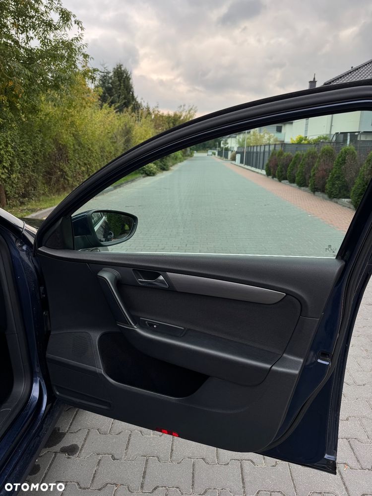 Volkswagen Passat Variant 1.6 TDI DPF BlueMotion Technology Comfortline - 21