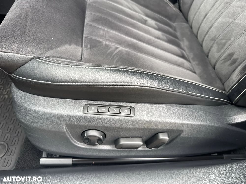 Skoda Superb 2.0 TDI 4X4 DSG Style - 13