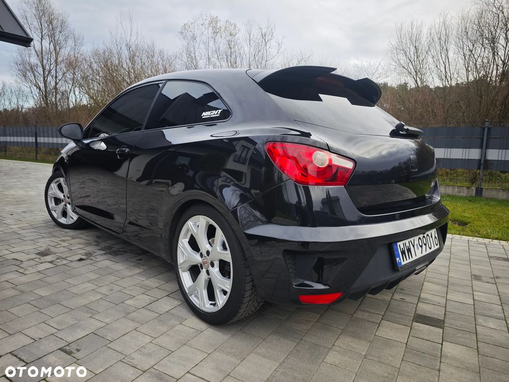 Seat Ibiza SC 1.4 TSI Cupra DSG - 25