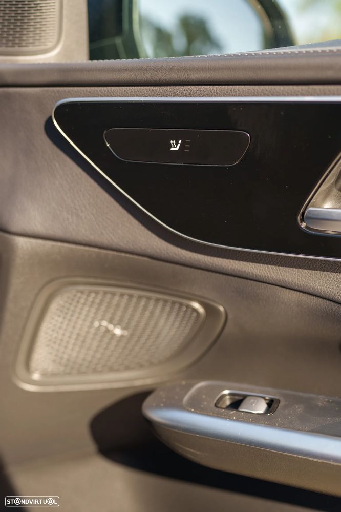 Mercedes-Benz C 300 e T 9G-TRONIC AMG Line - 10