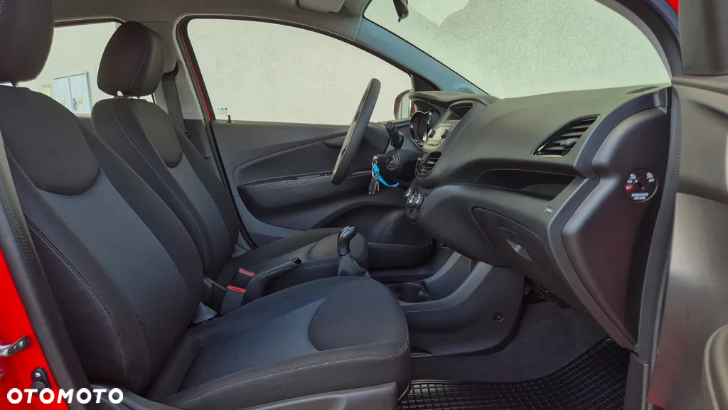 Opel Karl 1.0 Essentia - 17