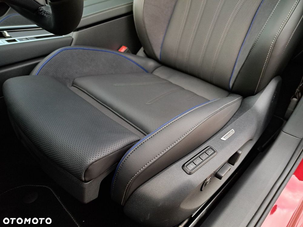 Volkswagen Passat 2.0 TSI 4Mot R-Line DSG - 21
