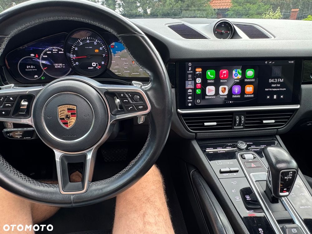 Porsche Cayenne Standard - 18