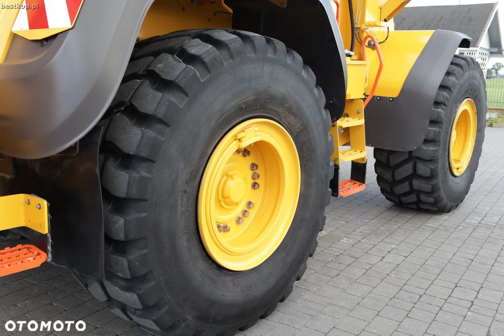 Volvo L120H - 24