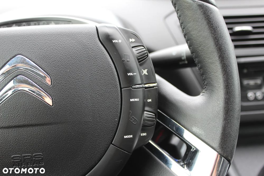 Citroën C4 Picasso 1.6 HDi FAP CoolTech - 29