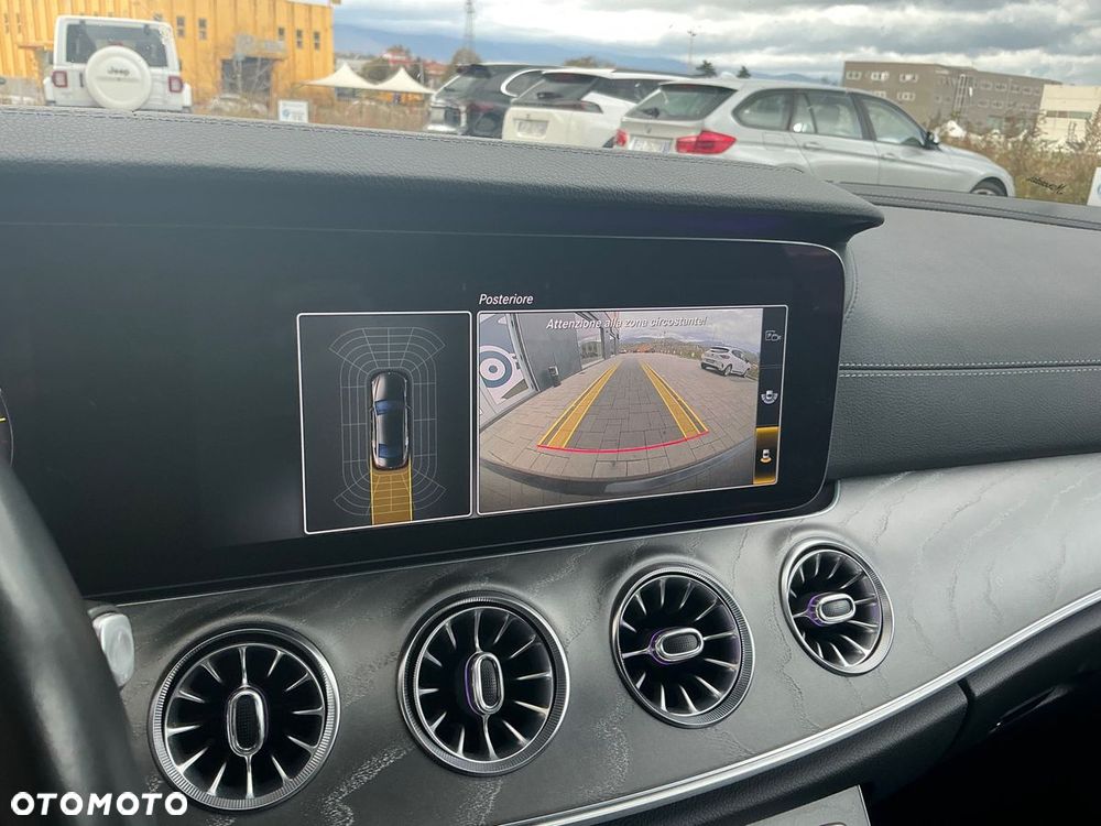 Mercedes-Benz CLS - 9