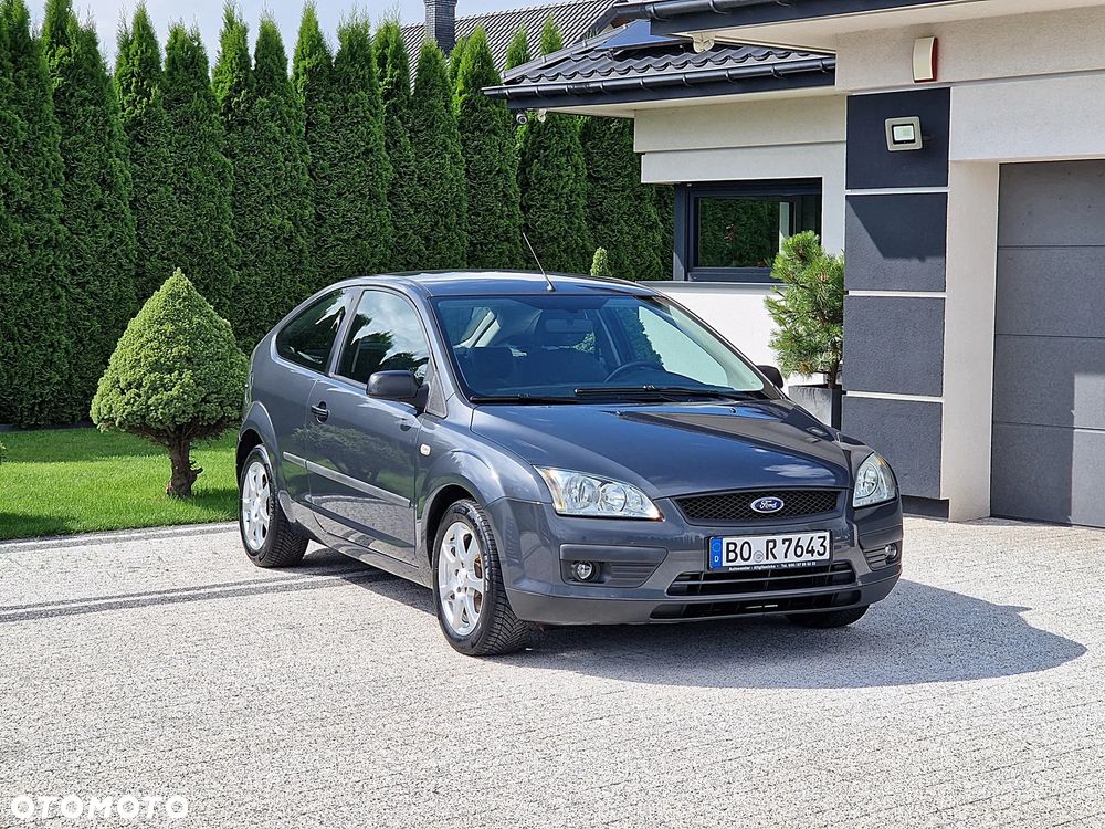 Ford Focus 1.6 16V Ambiente - 11