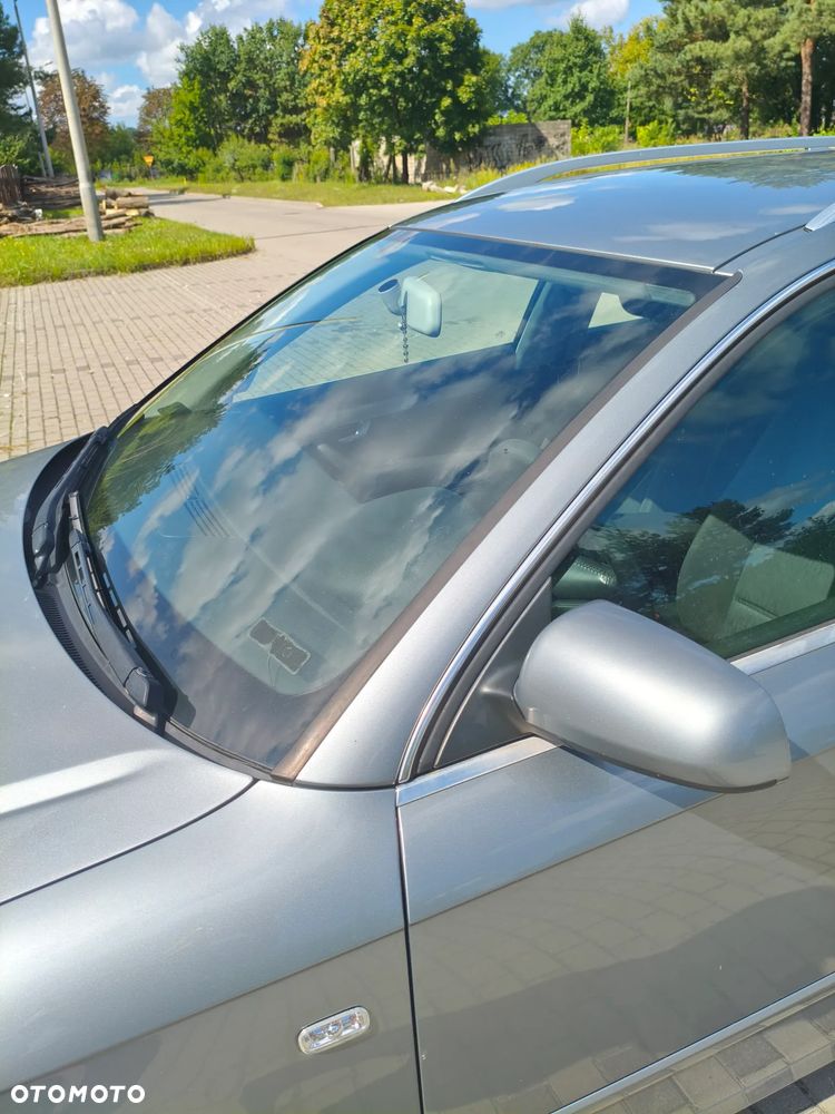 Audi A4 Avant 2.0 TDI - 13