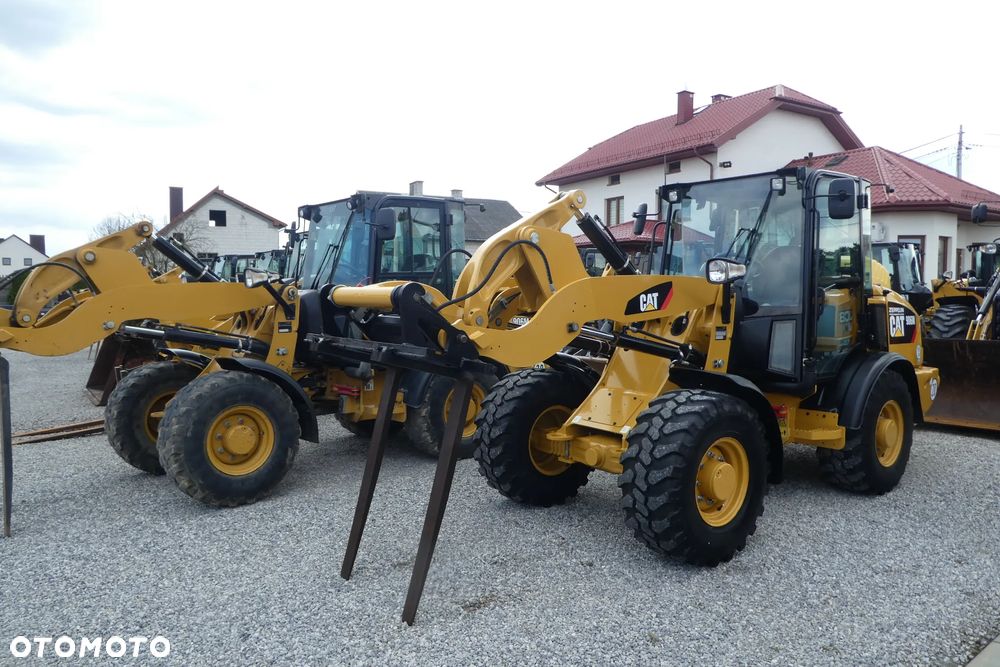 Caterpillar 906M ŁYZKA WIDŁY BEZ DPFU - 21