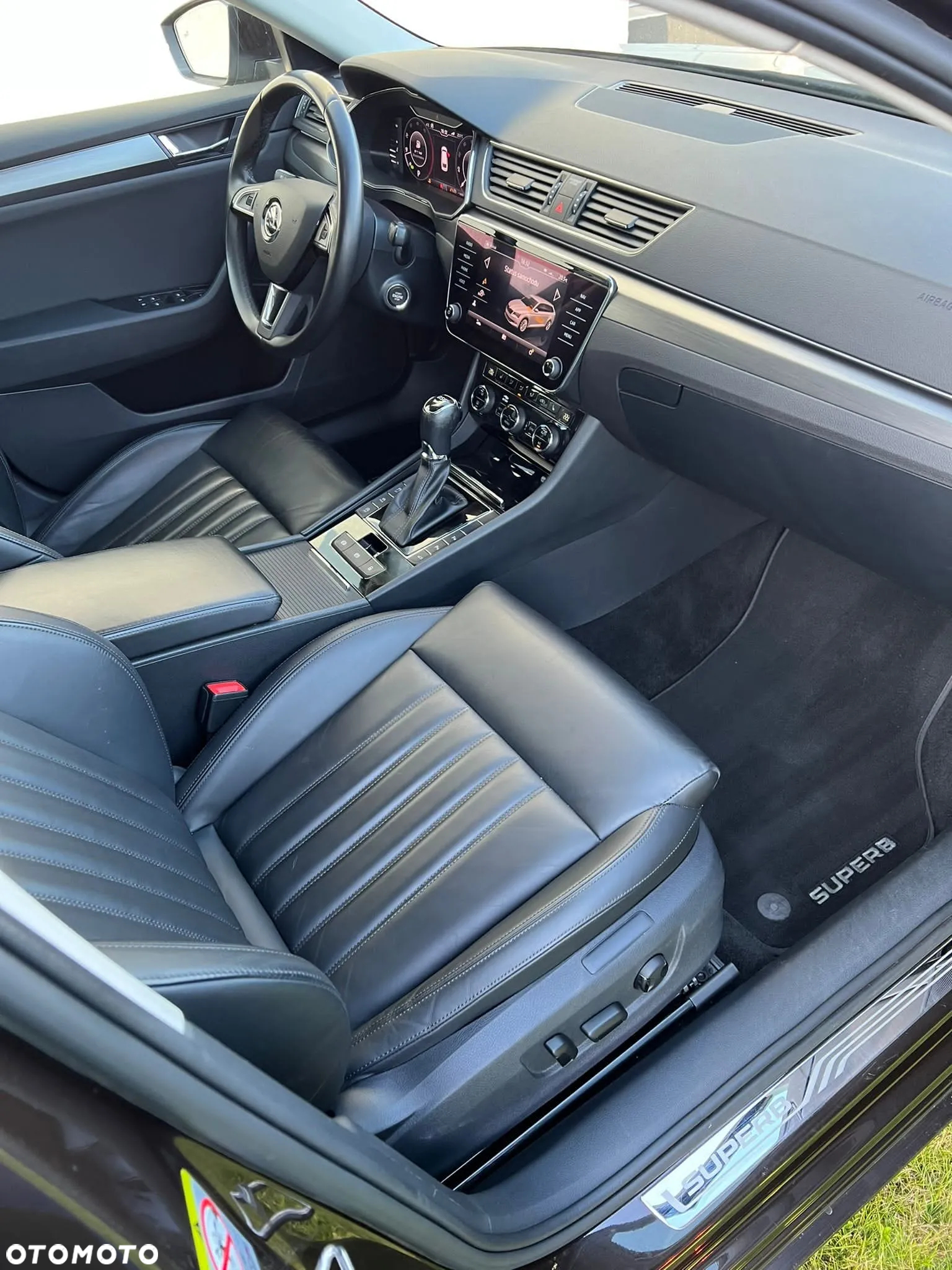 Skoda Superb 2.0 TDI SCR Style DSG - 14