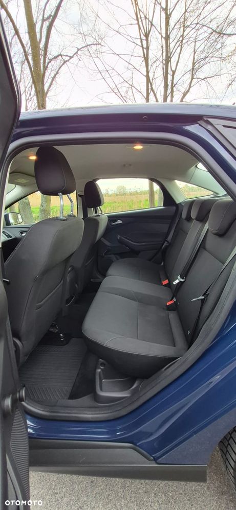 Ford Focus 1.6 Trend - 9