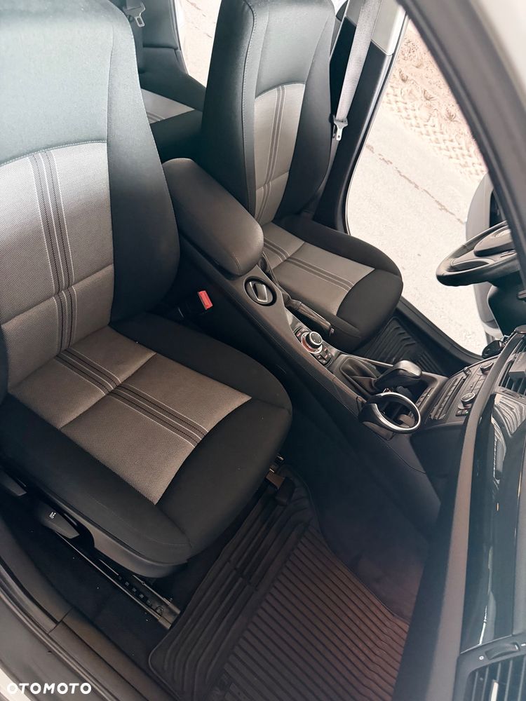 BMW X1 xDrive18d - 29