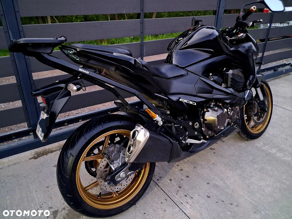 Kawasaki Z - 5