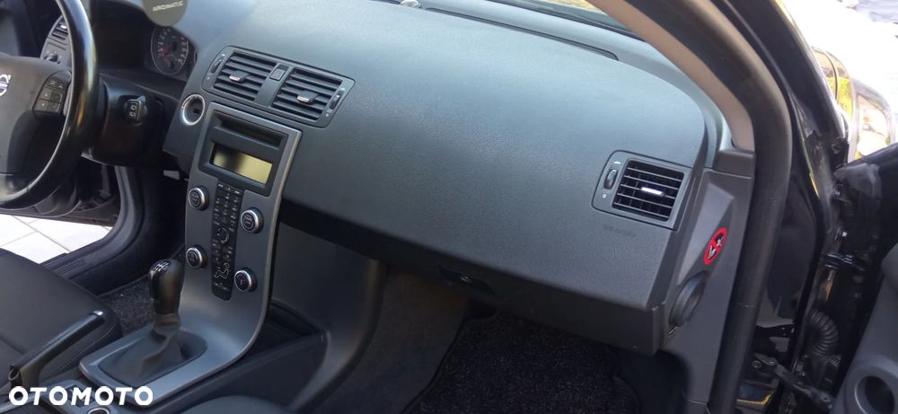 Volvo V50 1.6D DPF DRIVe - 22