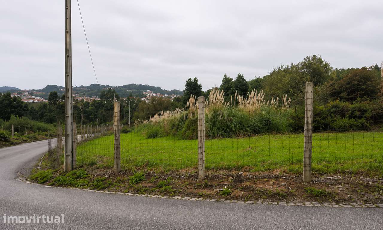 Terreno em Pedroso e Seixezelo, Vila Nova de Gaia, Porto - Grande imagem: 3/7