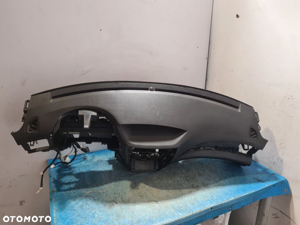 DESKA ROZDZIELCZA KOKPIT SUBARU III GH IMPREZA - 1